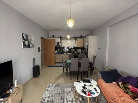 🏠 JEPET ME QIRA 2+1 – FRESK