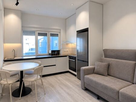 Shitet, Apartament 1+1, Garda