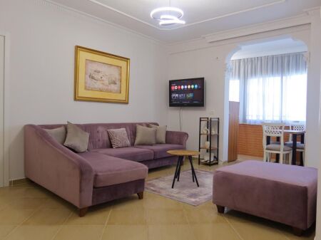 Apartament 2+1 per qira tek Gjykata e Tiranes.