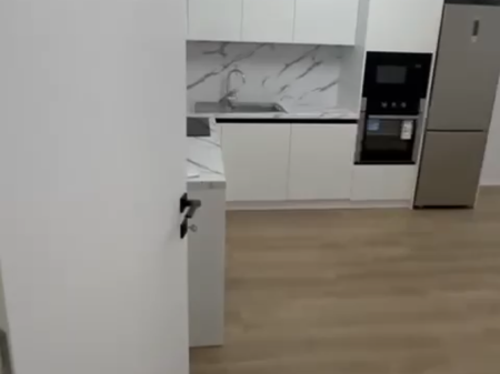 Apartament 3+1+2+ post parkimi per qera Paskuqan !