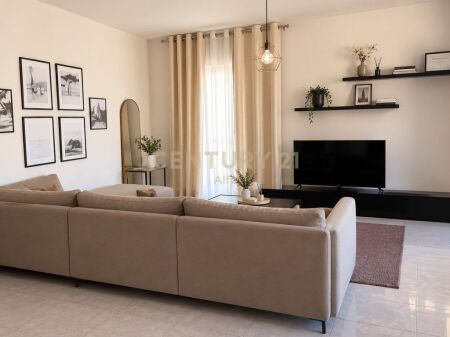 Apartament 1+1 per shitje prane Sheshit Wilson