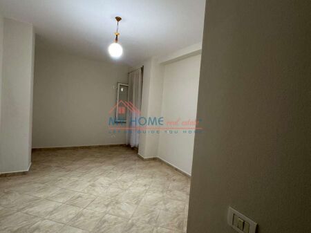 Apartament 2+1 me qira tek Ish Tregu Elektrik Tirane