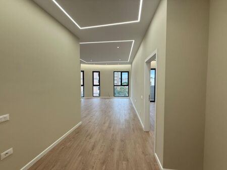 Shitet apartament 2+1+2 tek Spring Residence , Vasil SHanto .