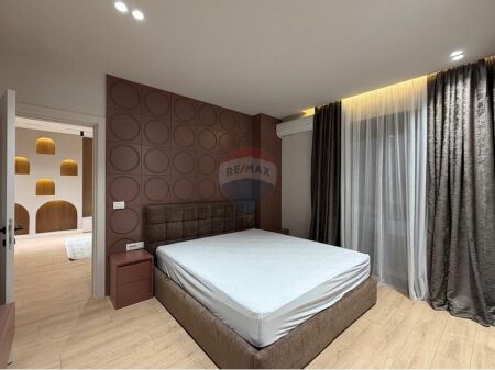 Great apartment for rent 3+1+2, TIRANA LAKE, KOSOVARVE STREET