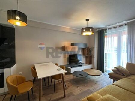 Apartament 1+1 me qera tek Zogu i Zi