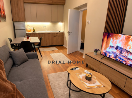 Apartament me qera 1+1