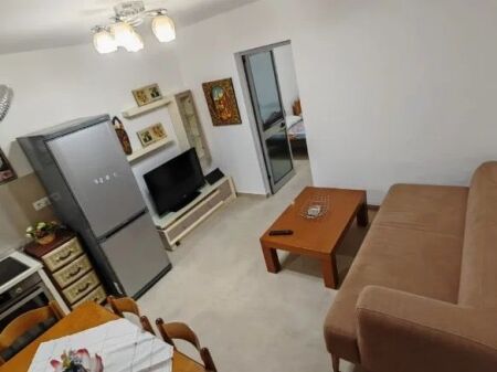 Apartament 3+1 per qera Selite Marin Barleti !
