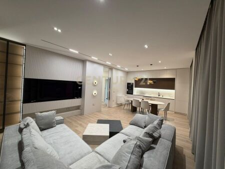 Appartamento di lusso 3+1+3 in affitto presso Altana Residence
