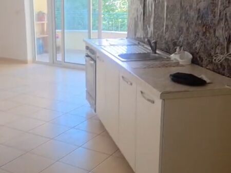 Rent | Apartament 2 + 1 | Rruga Idriz Dollaku | 300 €/month