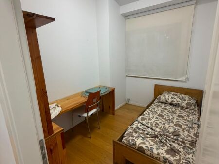 Jepet apartament 3+1+2+Post Parkimi duplex me qira tek Liqeni i Thate , Rruga Peti , Kopshti Botanik , Kopshti Zoologjik .