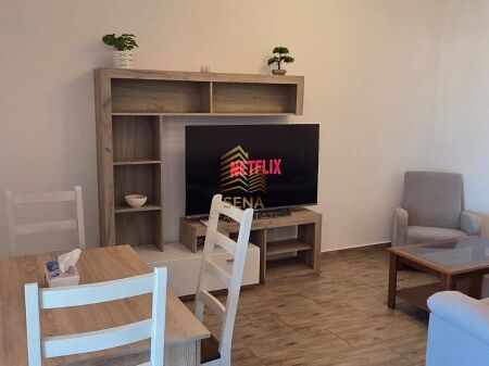 In affitto, Appartamento 2+1+Balcone, Via Dibra, 60.000 Lek/mese
