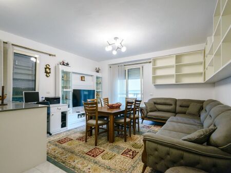 2+1 apartment with 3 balconies for rent in Durres