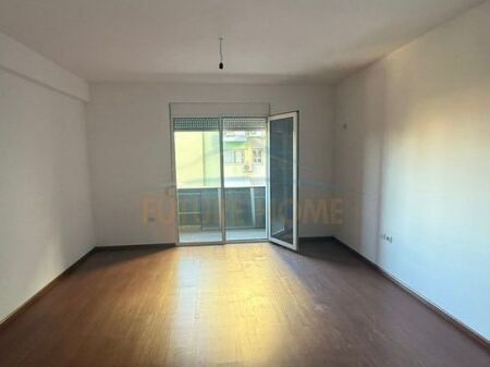 Affitto, Appartamento 2+1+2, Ndre Mjeda, Tirana