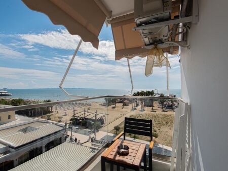 Vije e pare me detin ! Apartament 1+1 me qera ne Plazh