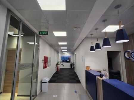 RING CENTER, WE RENT OUT 770 M2! 21,300 € /Month