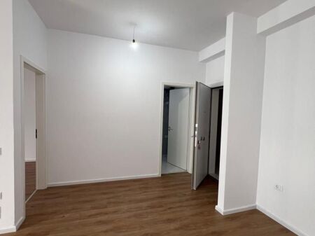 Apartament 1+1 i ri në Ali Demi