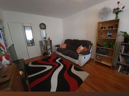 Block, 1+1+Blk apartment for sale. (With Mortgage)