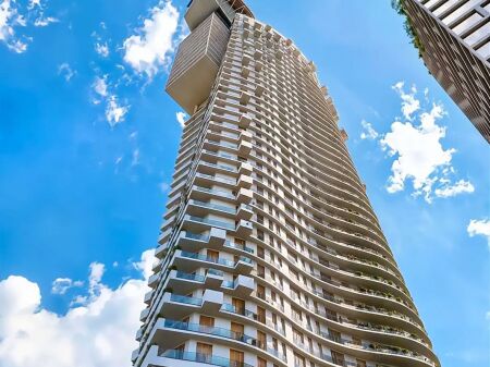 OCCASIONE‼️1800€/m Vendesi Appartamento 2+1 The 44 Tower📍Zogu i Zi via Dritan Hoxha