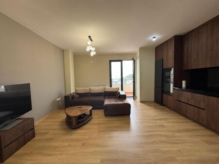 Jepet apartament me qera 2+1+2+2