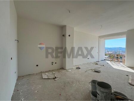 Apartment - For Sale - Demokracia Street, Kamëz(ID: 530261046-525)