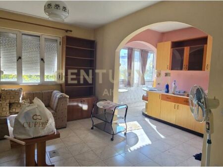 APPARTAMENTO IN VENDITA 3+1 – SHKOLLA 1 MAJI 189,000 € 17,000,000 Lekë