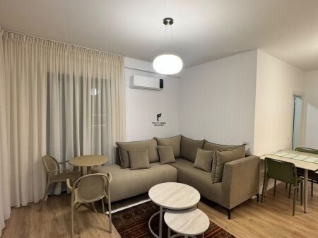 APARTAMENT ME QERA 1+1 21 DHJETORI 75.000 LEKE FH-98837