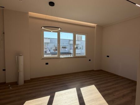 Shiten 2 Apartamente 1+1 ne Astir tek Vila L