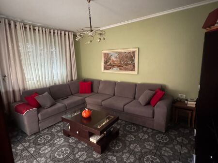 Apartament 1+1 per qera 21 Dhjetori !