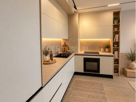 GOLDEN TOWER RESIDENCE-MINE PEZA, APARTAMENT 2+1 PER QIRA