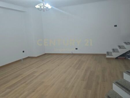 🏪 FOR RENT – SHOP AT KOMUNA E PARISIT