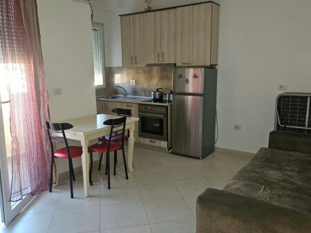 Apartament 1+1, me pamje nga deti