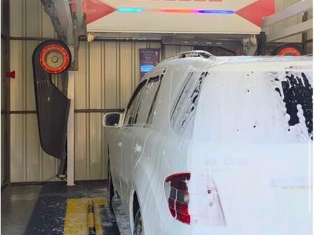 Biznesi i Parë i Lavazhit Automatik në Shitje në Korçë, Shqipëri