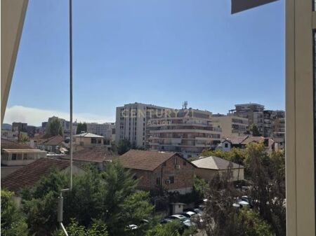 🏡 JEPET ME QIRA APARTAMENT 1+1 – DON BOSKO!