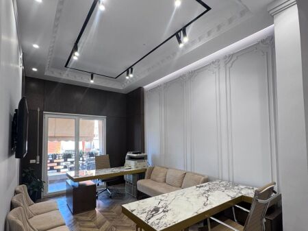 Affitto | Ambjent Biznesi | Rruga e Kavajës | 650 €/mese