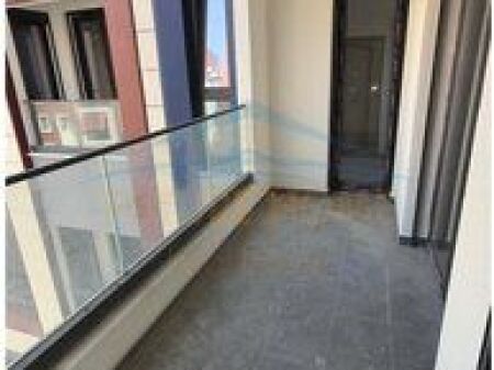  Shitet, Apartament 2+1+2, Komuna e Parisit, Tirane