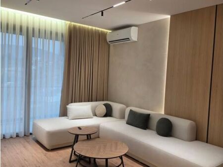 Jepet me qira apartament modern 1+1 te Liqeni i Thate!