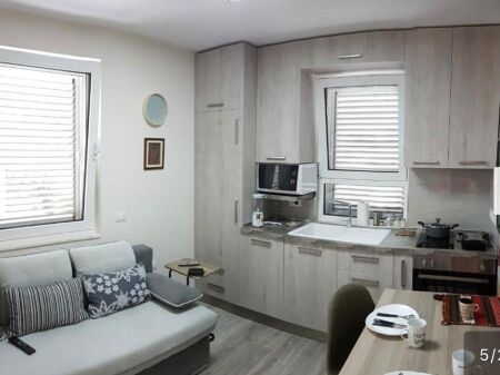 🏡 JEPET ME QIRA APARTAMENT 1+1 – ISH BLLOK, TIRANË