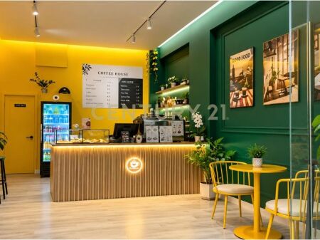 OCCASIONE!! VENDESI ATTIVITÀ COFFEE - SHOP CON CLIENTELA, COMUNE DI PARIGI - 4500 Euro