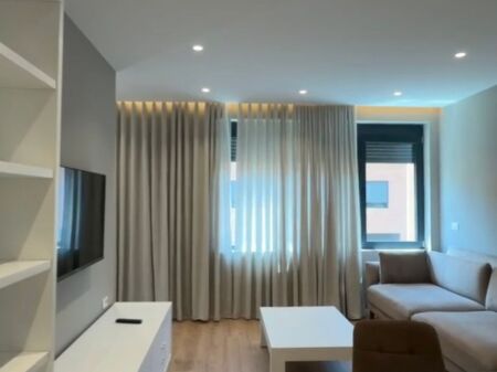 Shitet Apartament 1+1  rr. Elbasanit. 130,000 €
