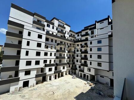 BARGAIN 1000 EURO/M2-2+1+2 APARTMENT FOR SALE IN GOLEM