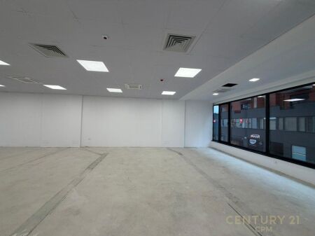 Office for rent at Delijorgji Complex – Kavaja Street, Tirana