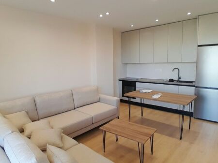 Apartament Me Qera 2+1 Tek Stacioni i Trenit (ID B2202159) Tirane