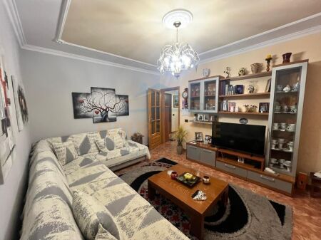 For sale, 2+1+2 apartment, Former Bus Park, Tirana.