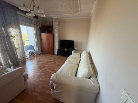 1+1,kopshti zologjik,kat 5 pa ashensore,450 mije leke