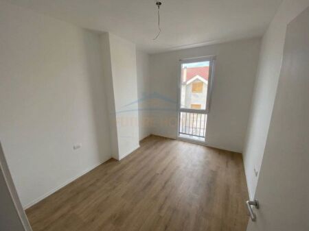 For sale, 1+1 Apartment, Sauk, Tirana .