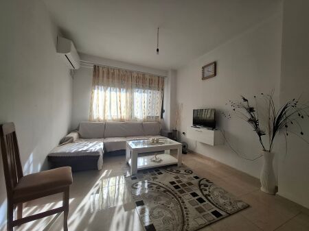 Jepet me qera apartament 1+1 ne Astir!