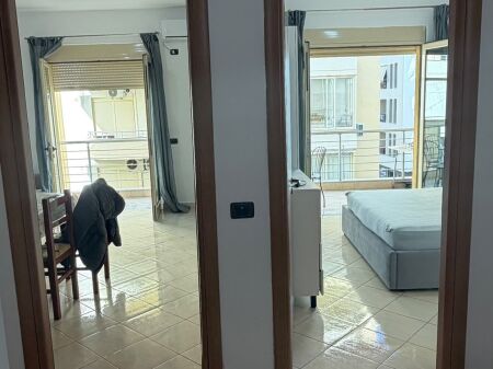 🏡 APARTAMENT 1+1 ME QIRA – VLORË-BIG SCOOP