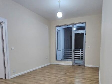 🏡 APPARTAMENTO IN VENDITA 1+1 – VIA KAVAJËS, TIRANA