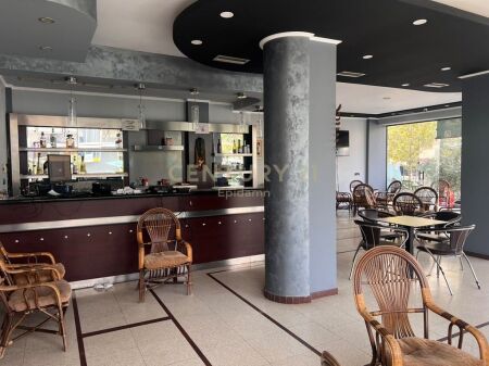 BAR-CAFFÈ IN AFFITTO SULLA SPIAGGIA ILIRIA, DURRËS 2,000 € /Mese , 200,000 Lekë /Mese