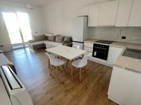 Apartament 2+1 me qera ne Paskuqan tek kompleksi Hallaci